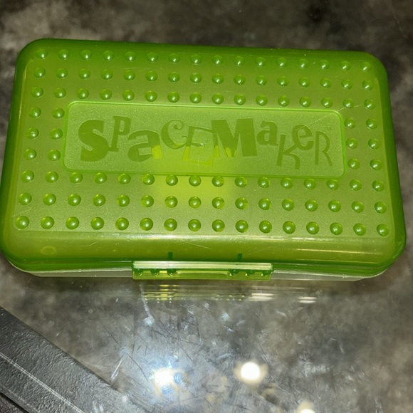 SpaceMaker | VINTAGE Green/Clear Pencil School Box - Picture 4 of 12
